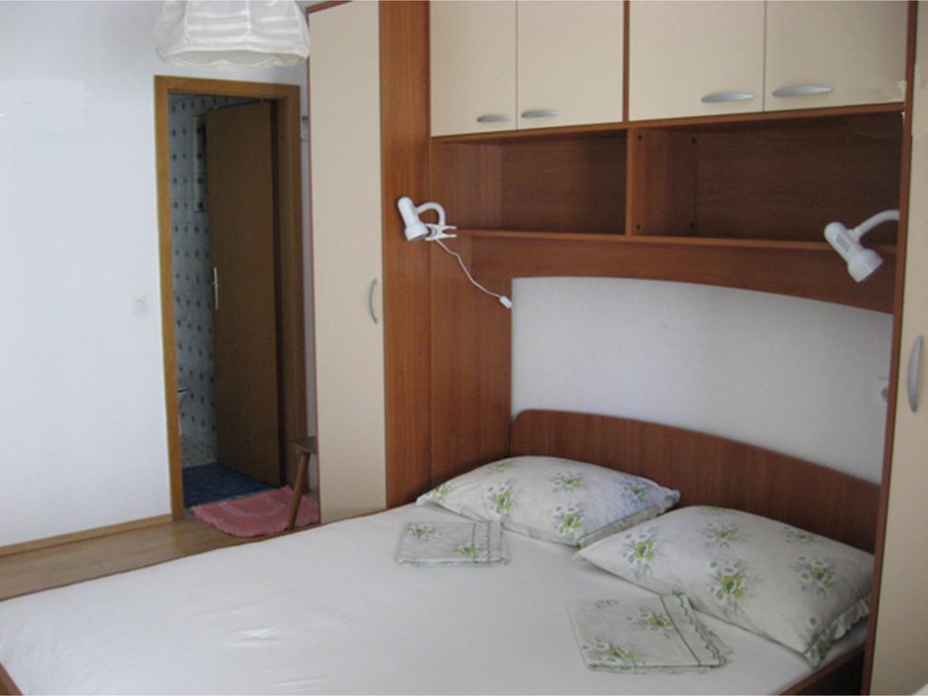 Apartments Bilic Nemira Omiš Esterno foto